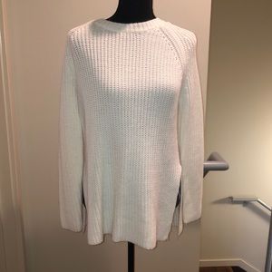 White forever 21 sweater